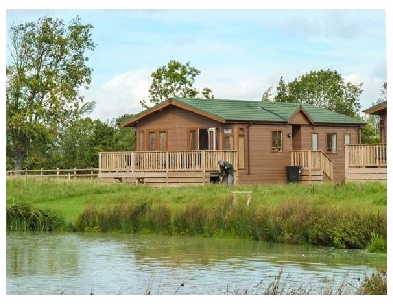 Bramley Lodge a british holiday cottage for 6 in , 