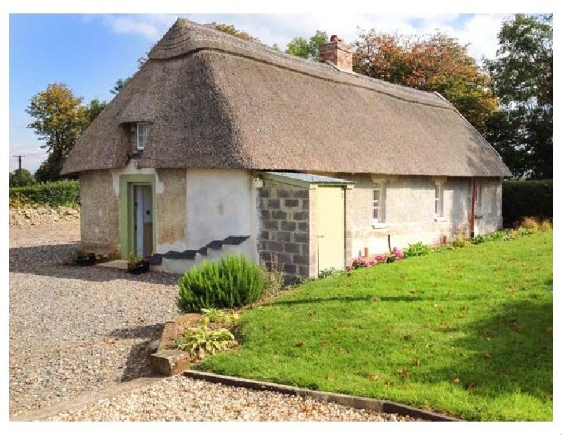 New Thatch Farm a british holiday cottage for 4 in , 