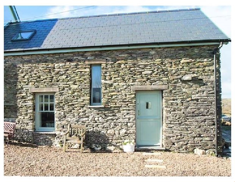 Ty Carreg a british holiday cottage for 6 in , 