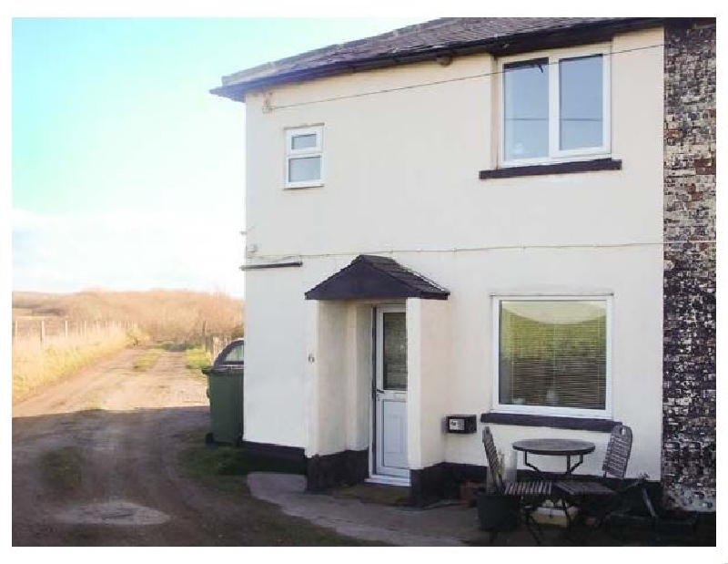 Cliff Top Cottage a british holiday cottage for 4 in , 