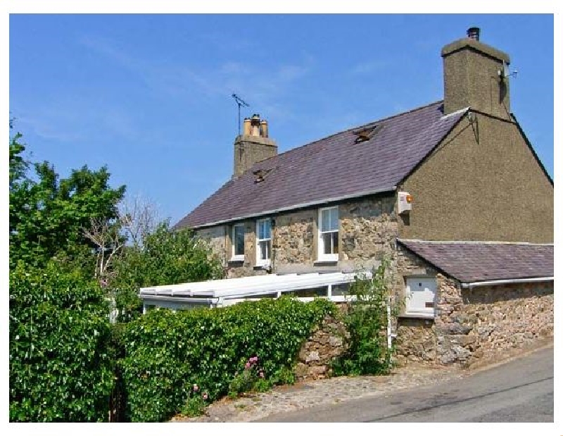 Dolfor a british holiday cottage for 6 in , 