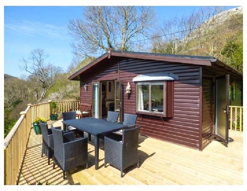 Springtime Lodge a british holiday cottage for 4 in , 