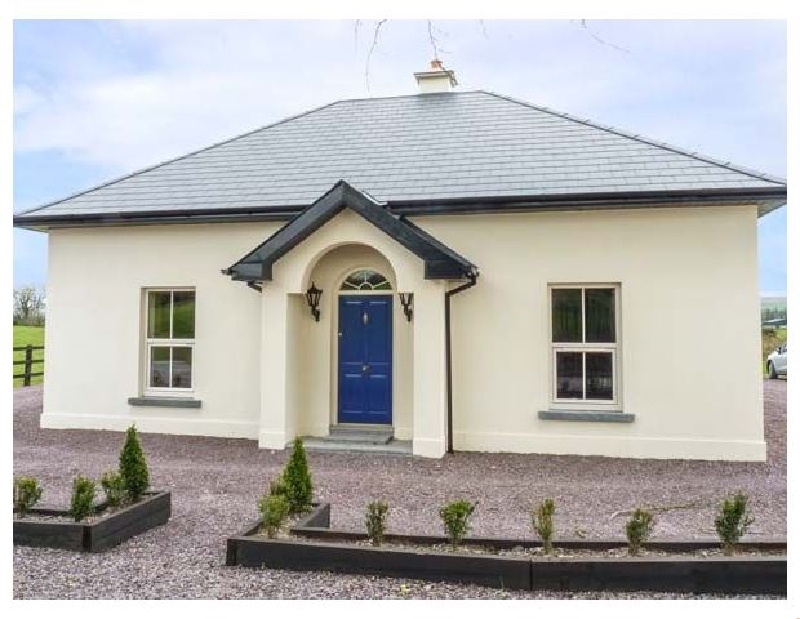 The Lodge a british holiday cottage for 9 in , 