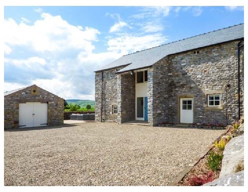 Ox Hey Barn a british holiday cottage for 11 in , 