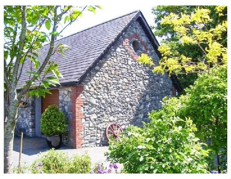 Stone Lodge a british holiday cottage for 4 in , 