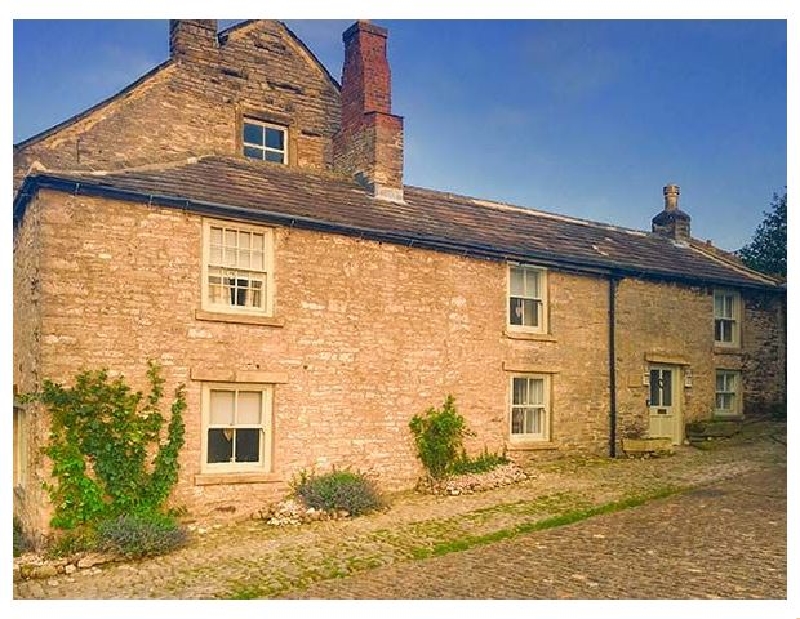 Castle Hill Cottage a british holiday cottage for 5 in , 