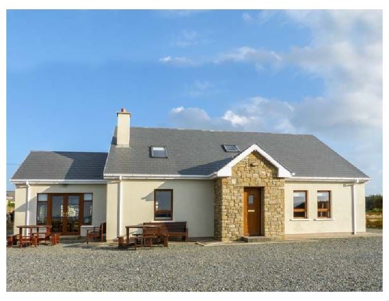 Carrick Cottage a british holiday cottage for 12 in , 