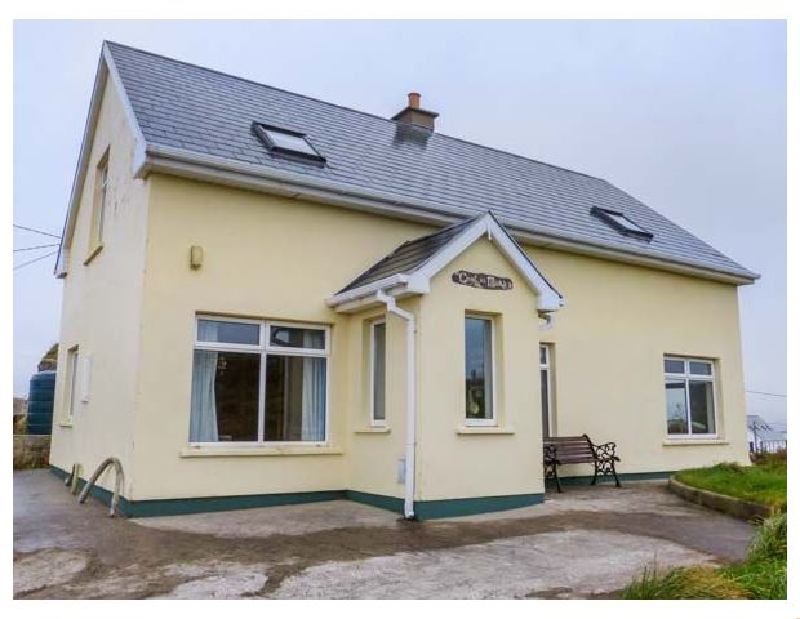 Ceol na Mara a british holiday cottage for 8 in , 