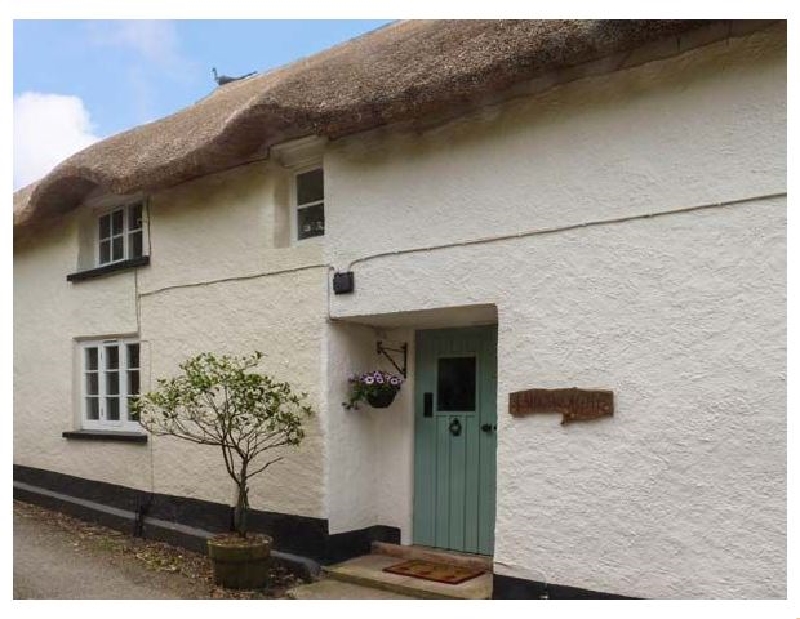 Larksworthy Cottage a british holiday cottage for 3 in , 