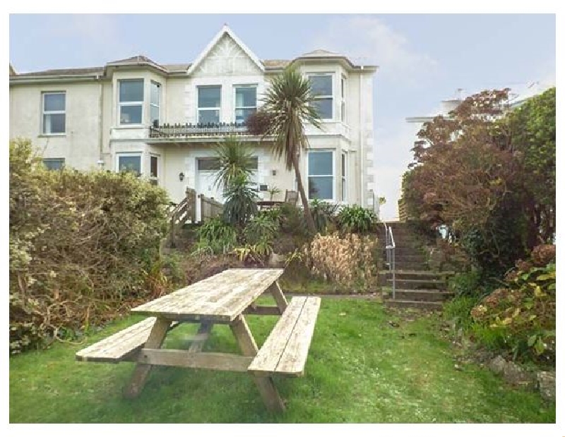 Apartment 1 Llewellan a british holiday cottage for 2 in , 