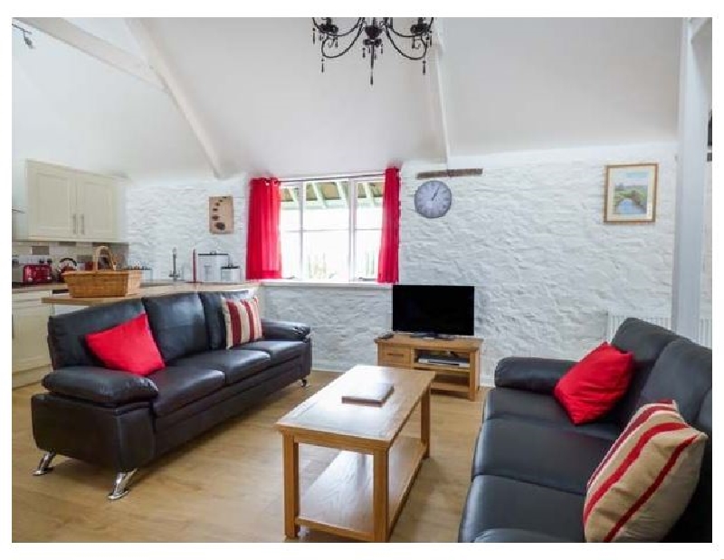 Little Barn a british holiday cottage for 6 in , 
