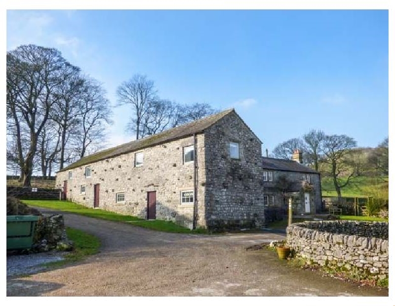 Rock Lodge Farm a british holiday cottage for 14 in , 