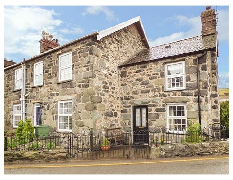 Bodlondeb a british holiday cottage for 2 in , 