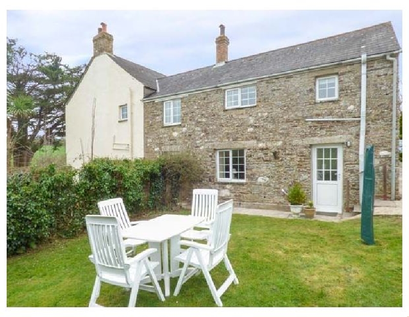 Hayloft Cottage a british holiday cottage for 4 in , 