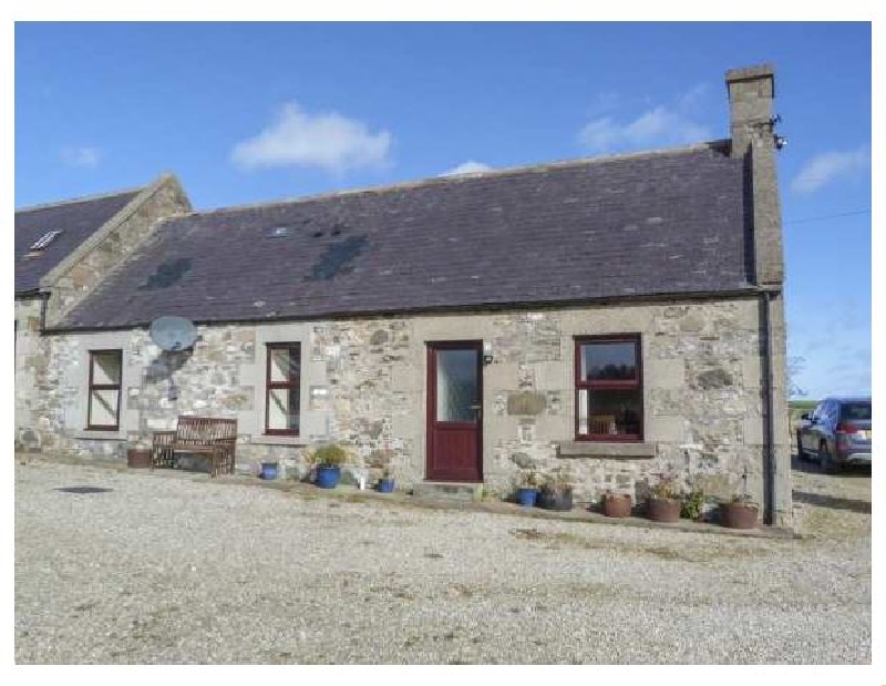 Hillview Bothy a british holiday cottage for 6 in , 