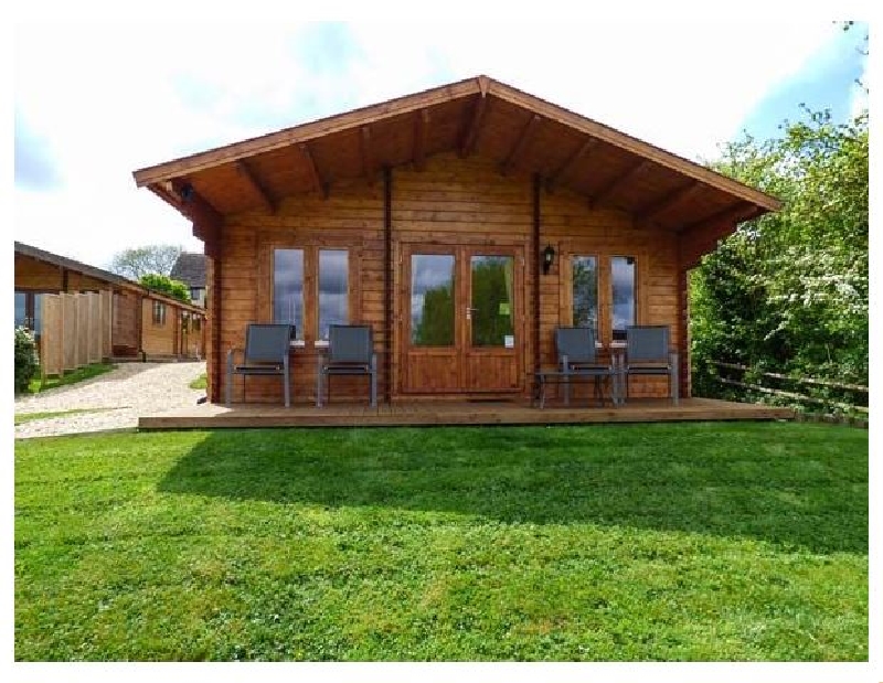 Pennylands Willow Lodge a british holiday cottage for 4 in , 