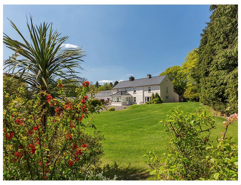 Curradoon House a british holiday cottage for 10 in , 