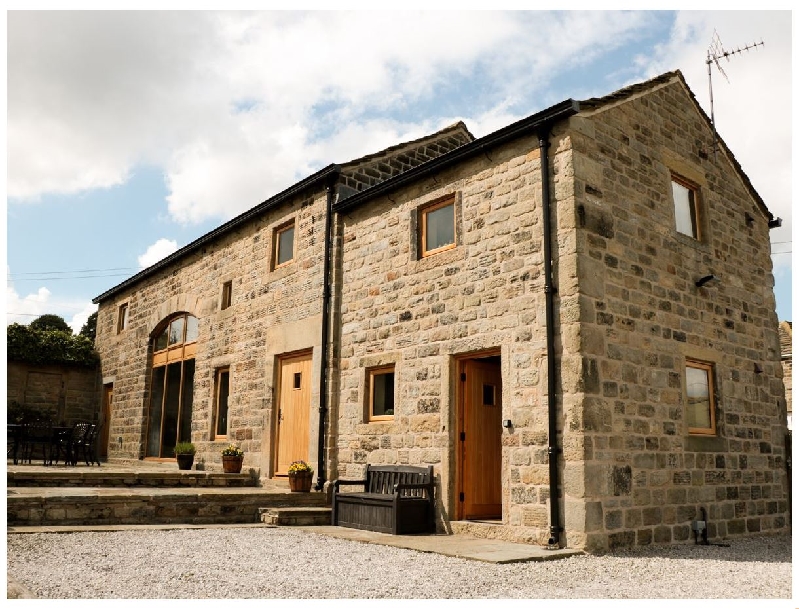 Stoneycroft Barn a british holiday cottage for 8 in , 