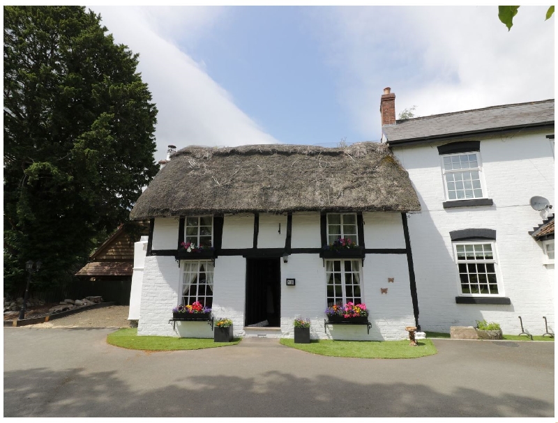Eightlands a british holiday cottage for 2 in , 
