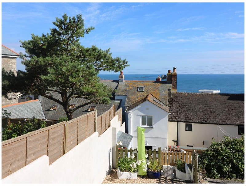 Ner Sea a british holiday cottage for 2 in , 