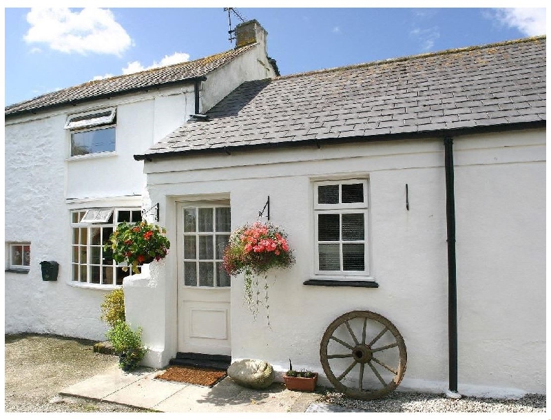 Manor Farmhouse Cottage a british holiday cottage for 2 in , 