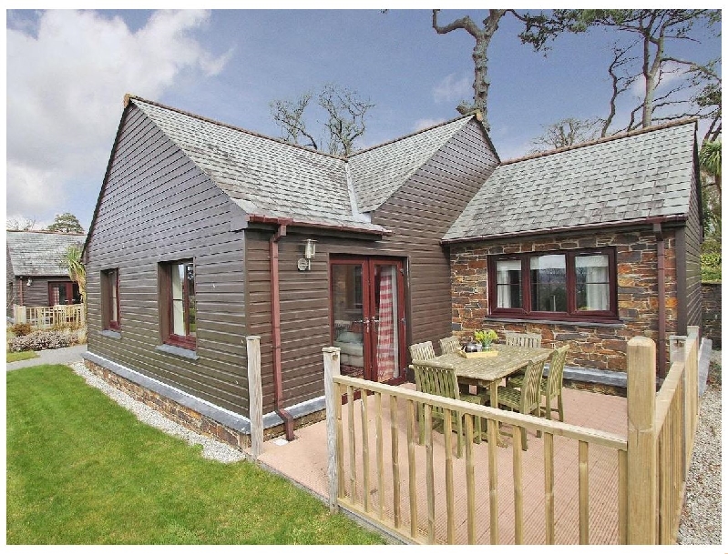 Castaway Lodge a british holiday cottage for 4 in , 