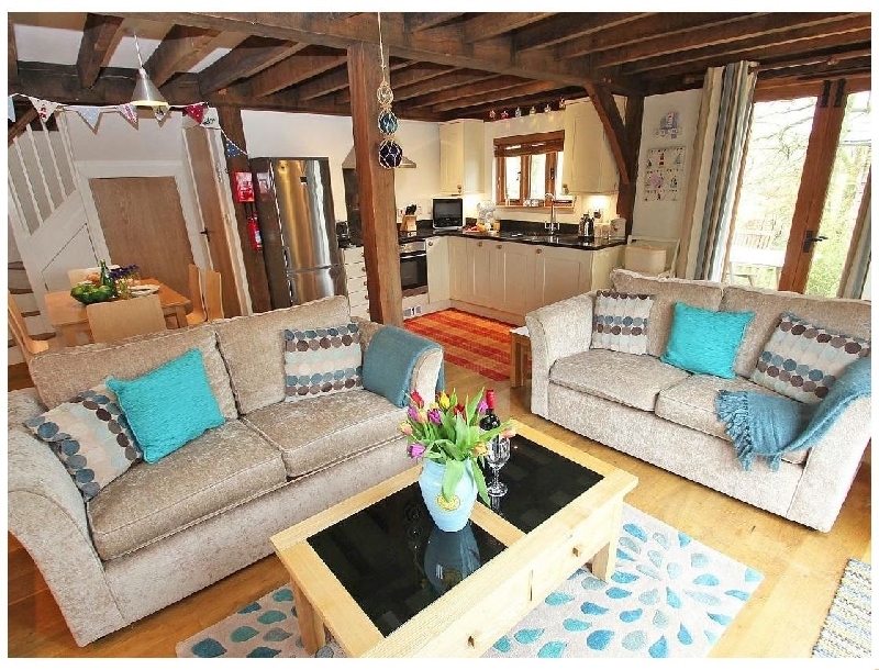 Chy an Dour a british holiday cottage for 6 in , 