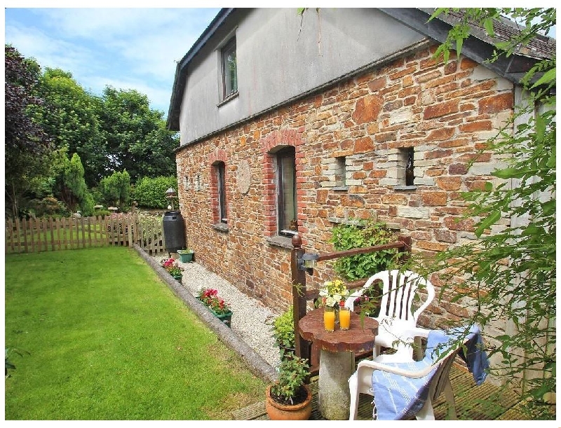 Duck Puddle Cottage a british holiday cottage for 2 in , 