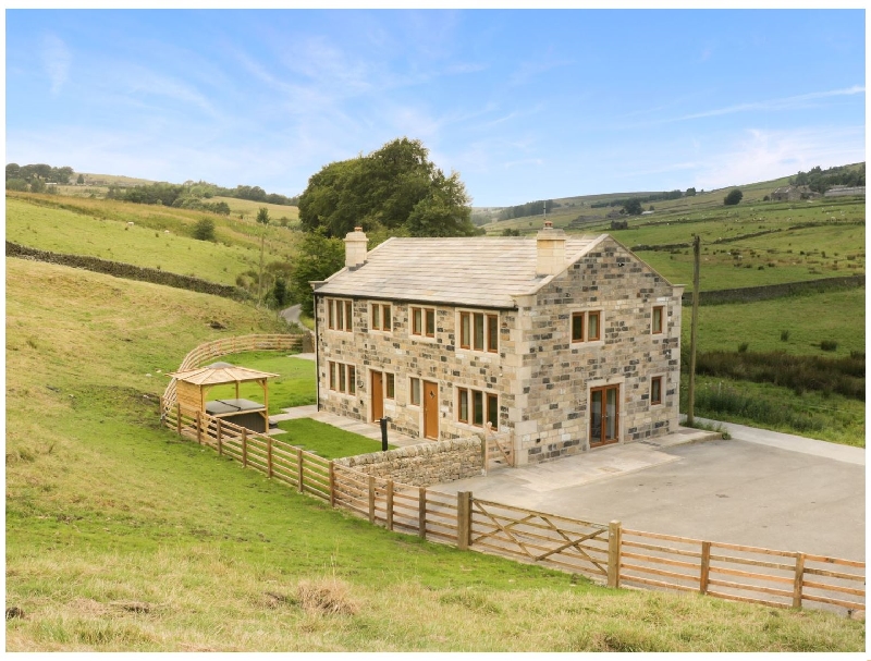 Colden Water a british holiday cottage for 12 in , 