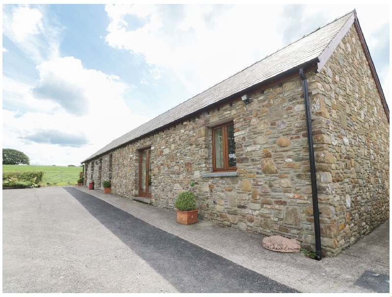 Ysgubor Hir a british holiday cottage for 6 in , 