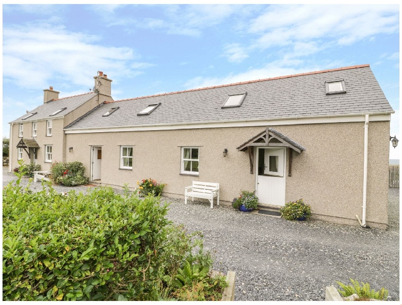Erw Newydd Cottage a british holiday cottage for 2 in , 
