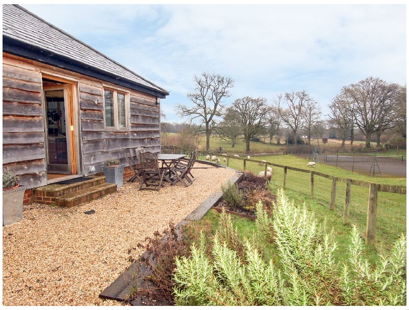The Old Cart Shed a british holiday cottage for 6 in , 
