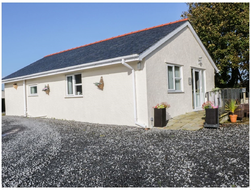 Rhosydd Cottage a british holiday cottage for 6 in , 