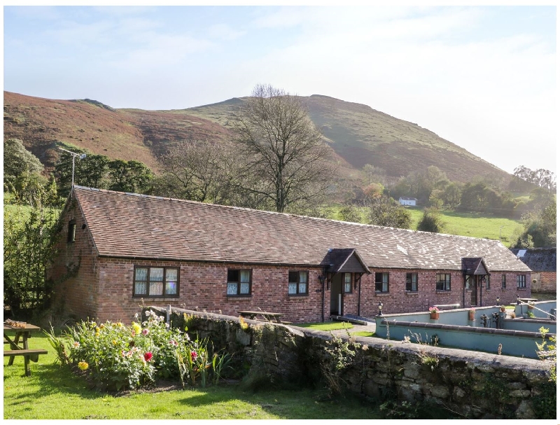 Caradoc a british holiday cottage for 5 in , 