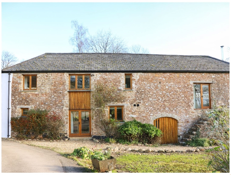 Luggs Barn a british holiday cottage for 8 in , 
