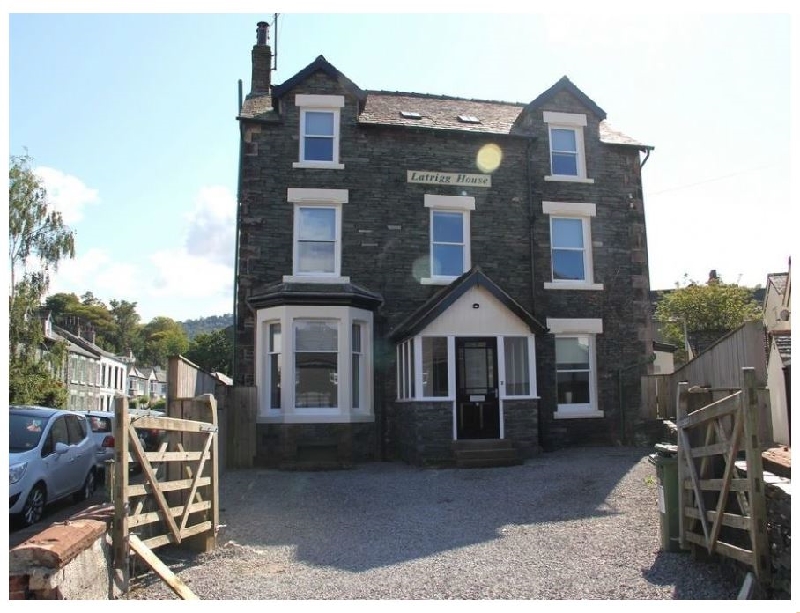 Latrigg House a british holiday cottage for 10 in , 