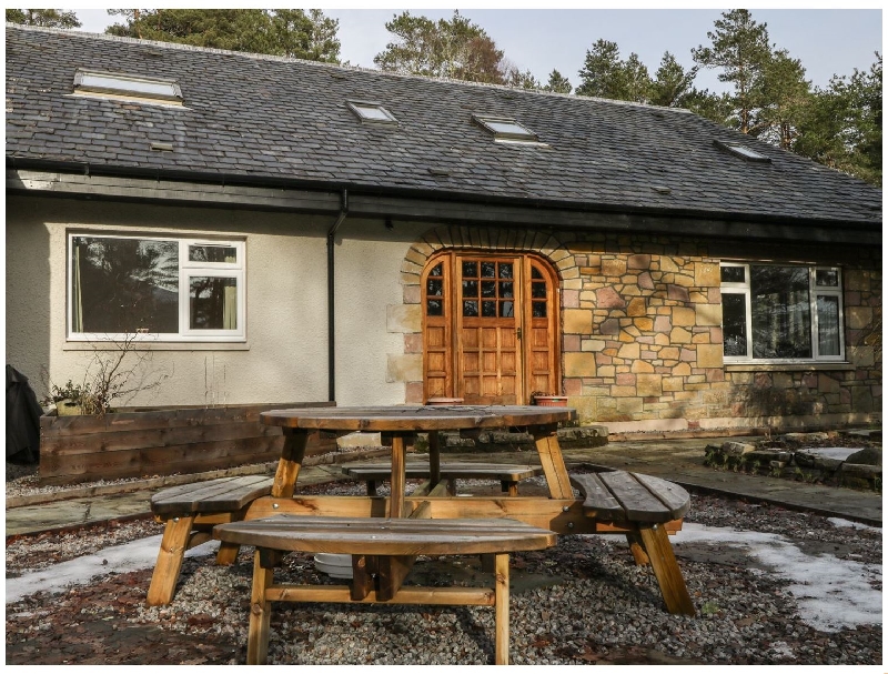 Tigh Na Drochit a british holiday cottage for 10 in , 