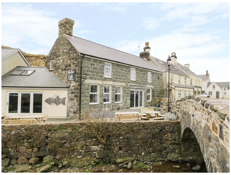 Hen Blas a british holiday cottage for 4 in , 