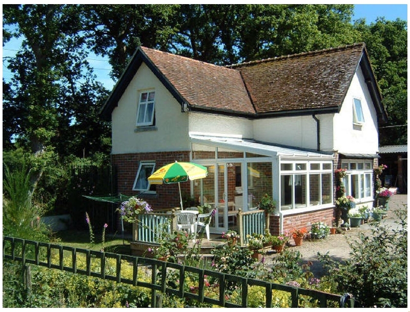 Dial House Cottage a british holiday cottage for 4 in , 