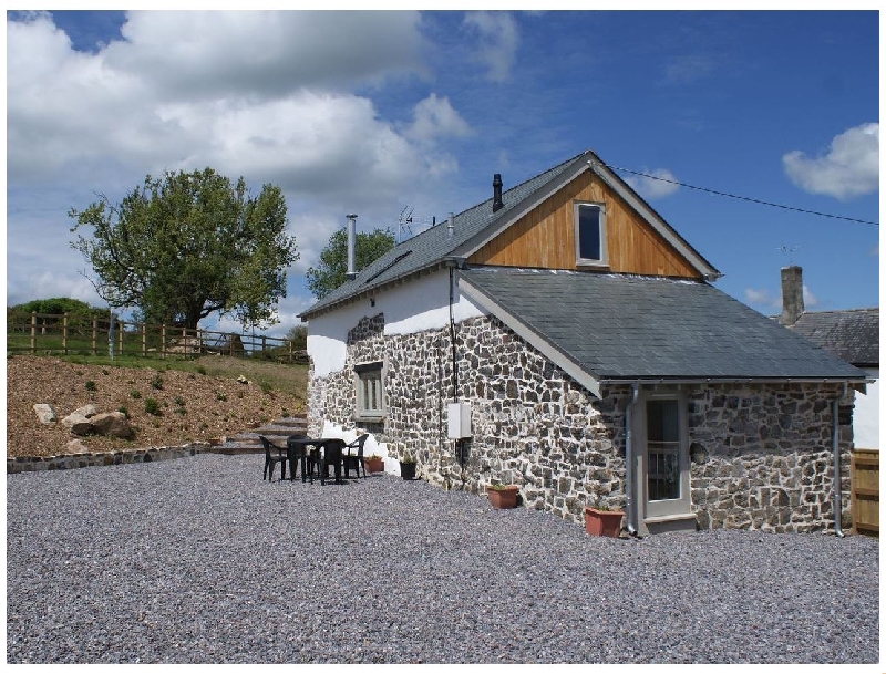 Bowbeer Barn a british holiday cottage for 4 in , 