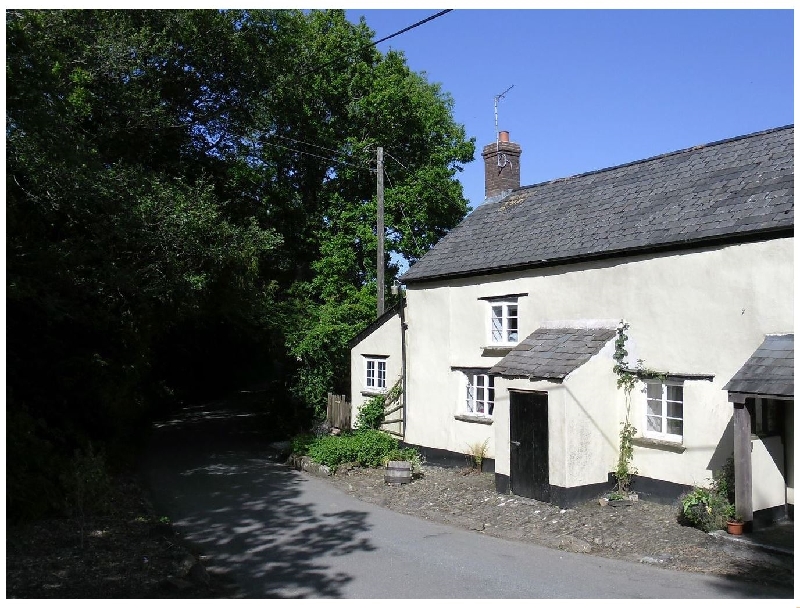 Little Week Cottage a british holiday cottage for 2 in , 