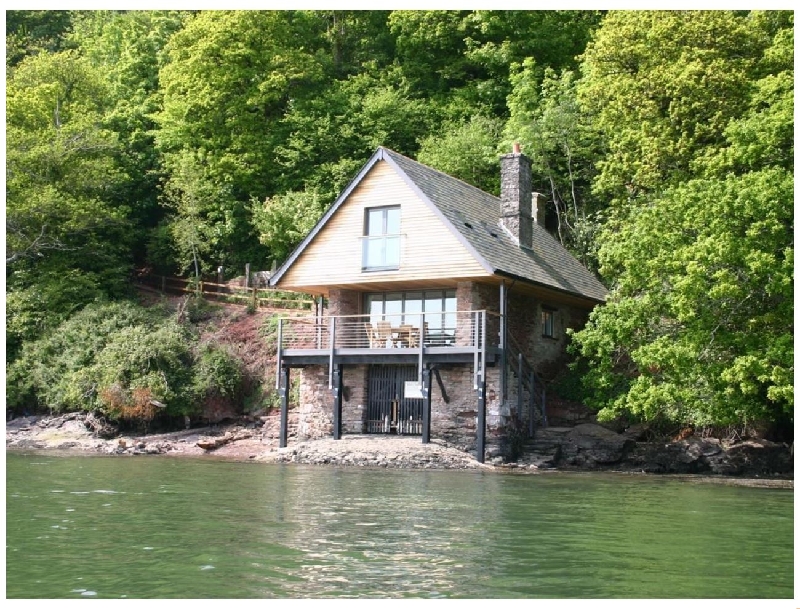Sandridge Boathouse a british holiday cottage for 4 in , 