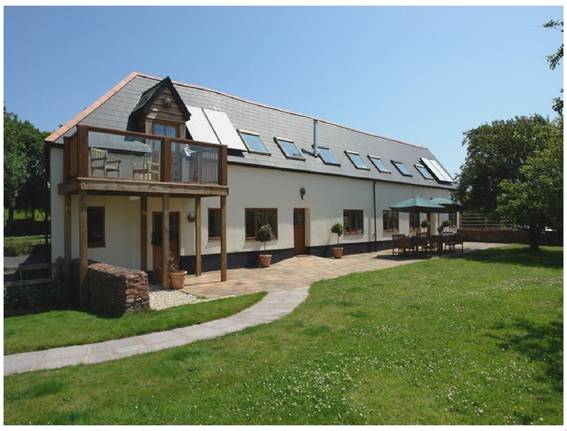 The Hay Loft a british holiday cottage for 12 in , 