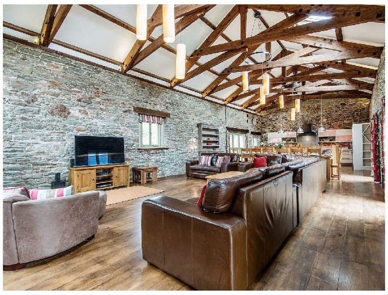 Mill Barn a british holiday cottage for 14 in , 