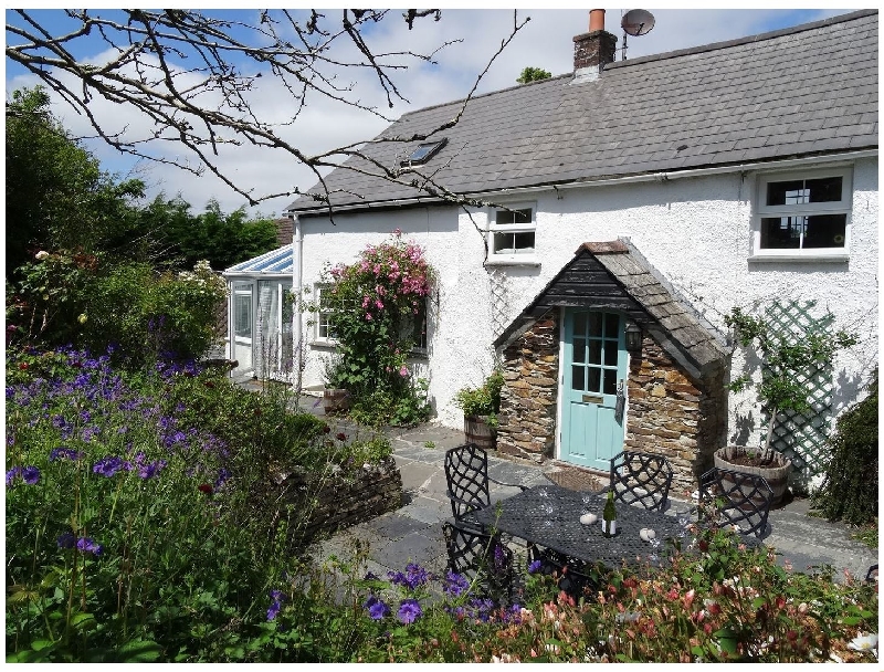 Mays Cottage a british holiday cottage for 8 in , 