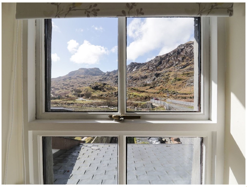19 Cwmorthin Road a british holiday cottage for 3 in , 