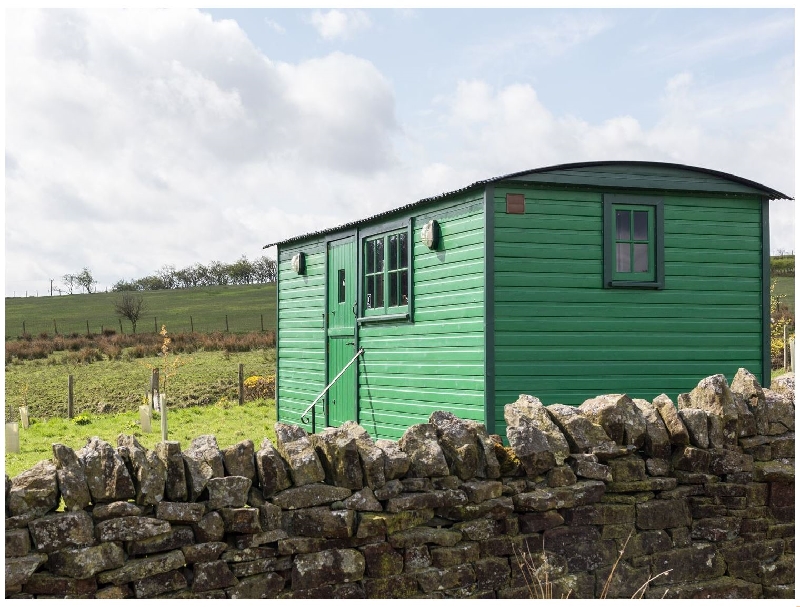 Peat Gate Shepherd's Hut a british holiday cottage for 2 in , 