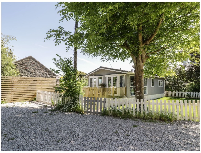 Orchard Lodge a british holiday cottage for 6 in , 