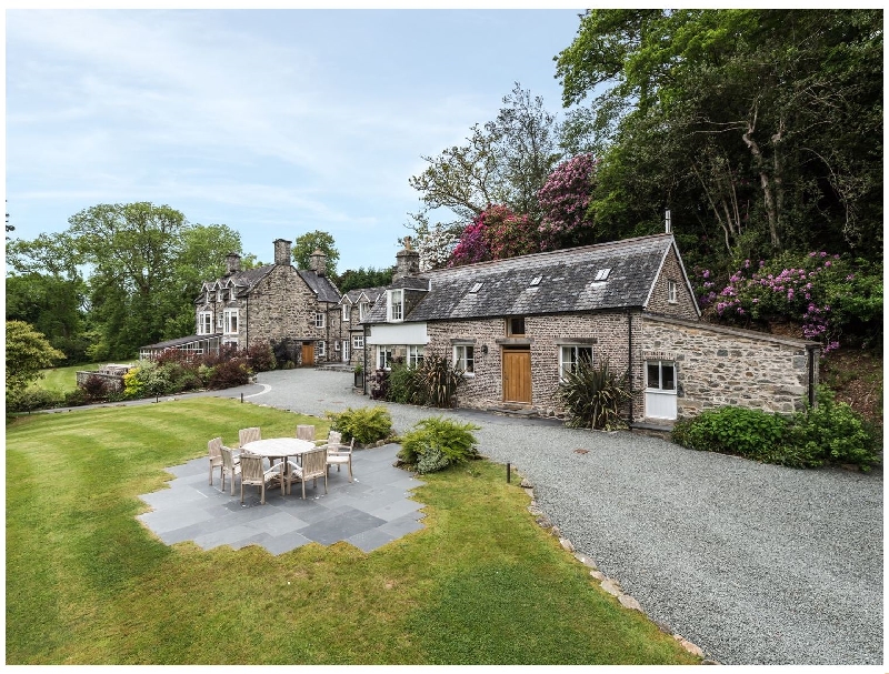 Tan Llan a british holiday cottage for 16 in , 