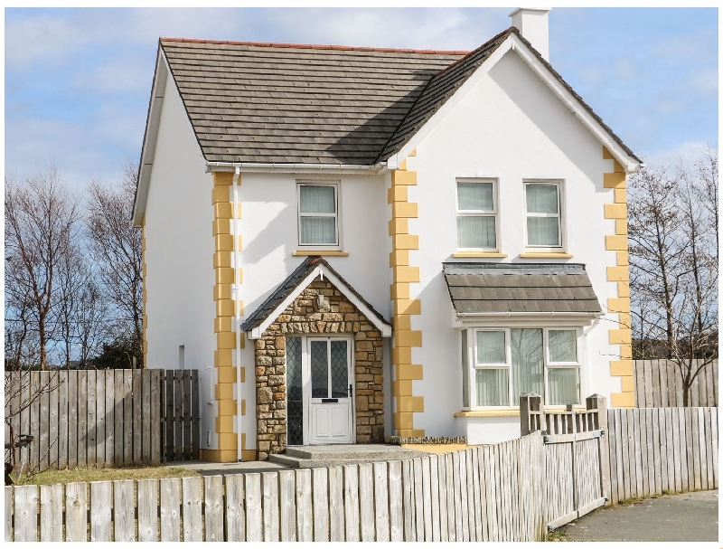 8 Culdaff Manor a british holiday cottage for 8 in , 